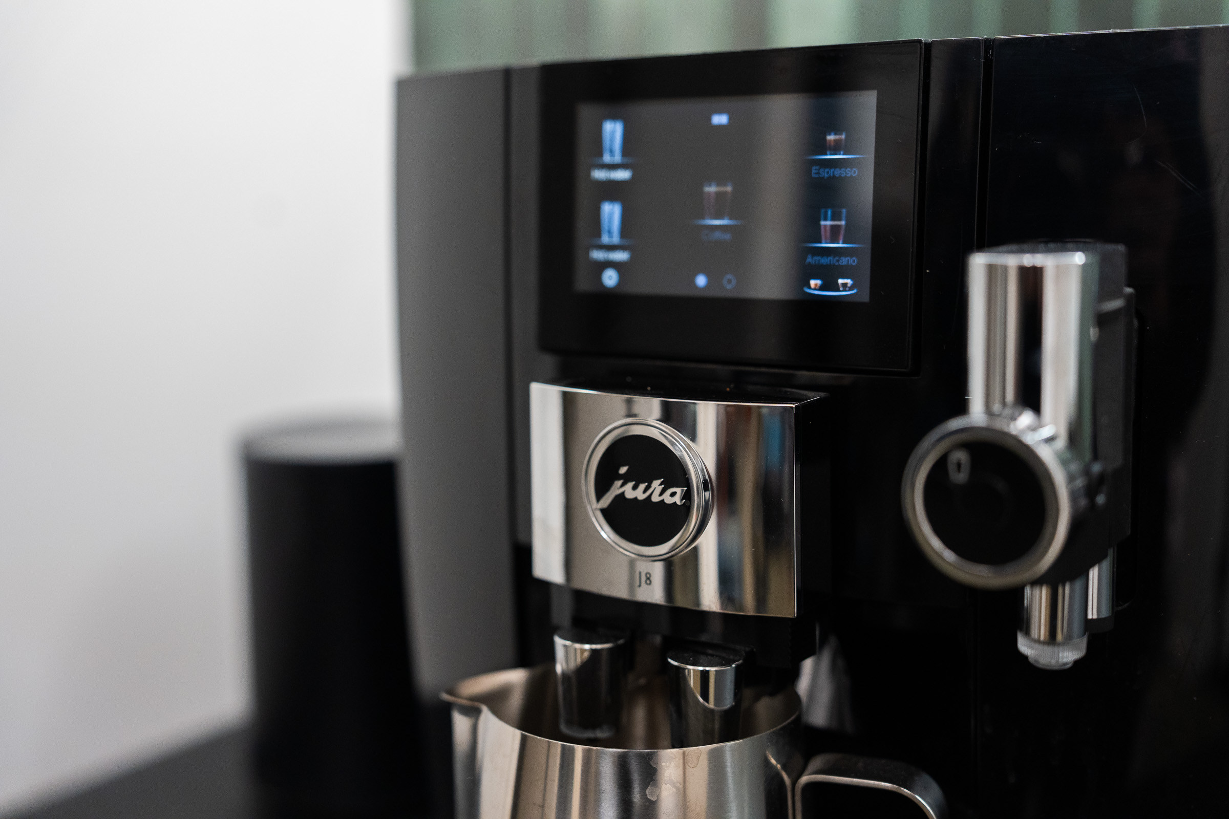 vizzcast-nyc-podcast-studio-Kitchen-2