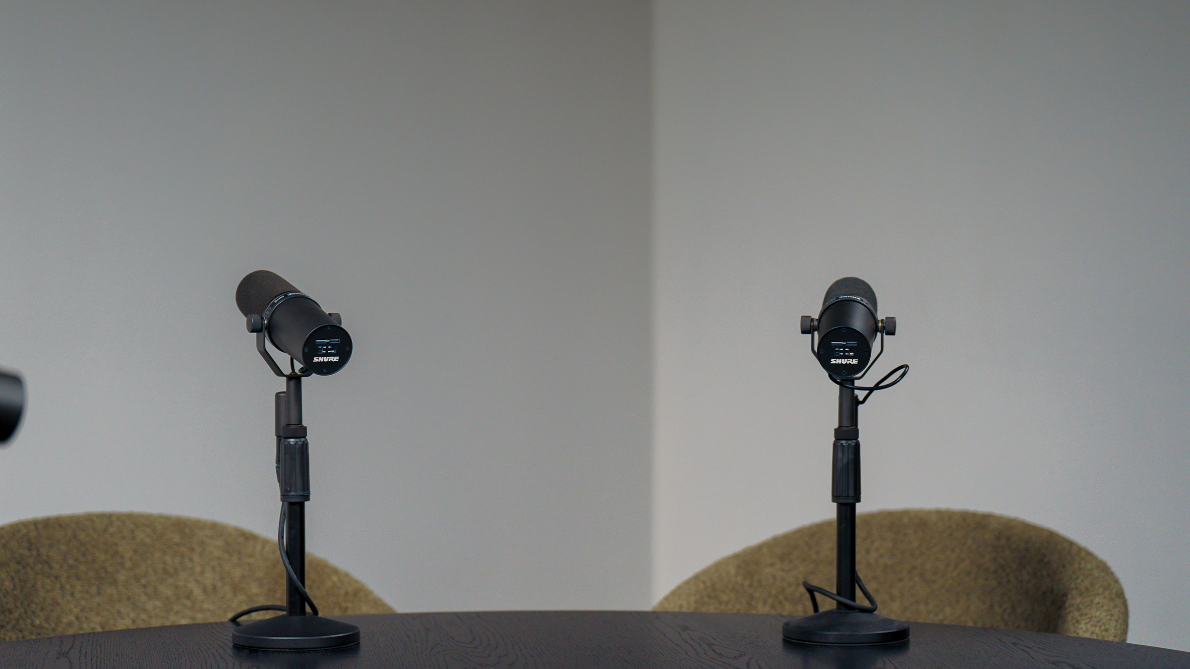 vizzcast-nyc-podcast-studio-basalt-6