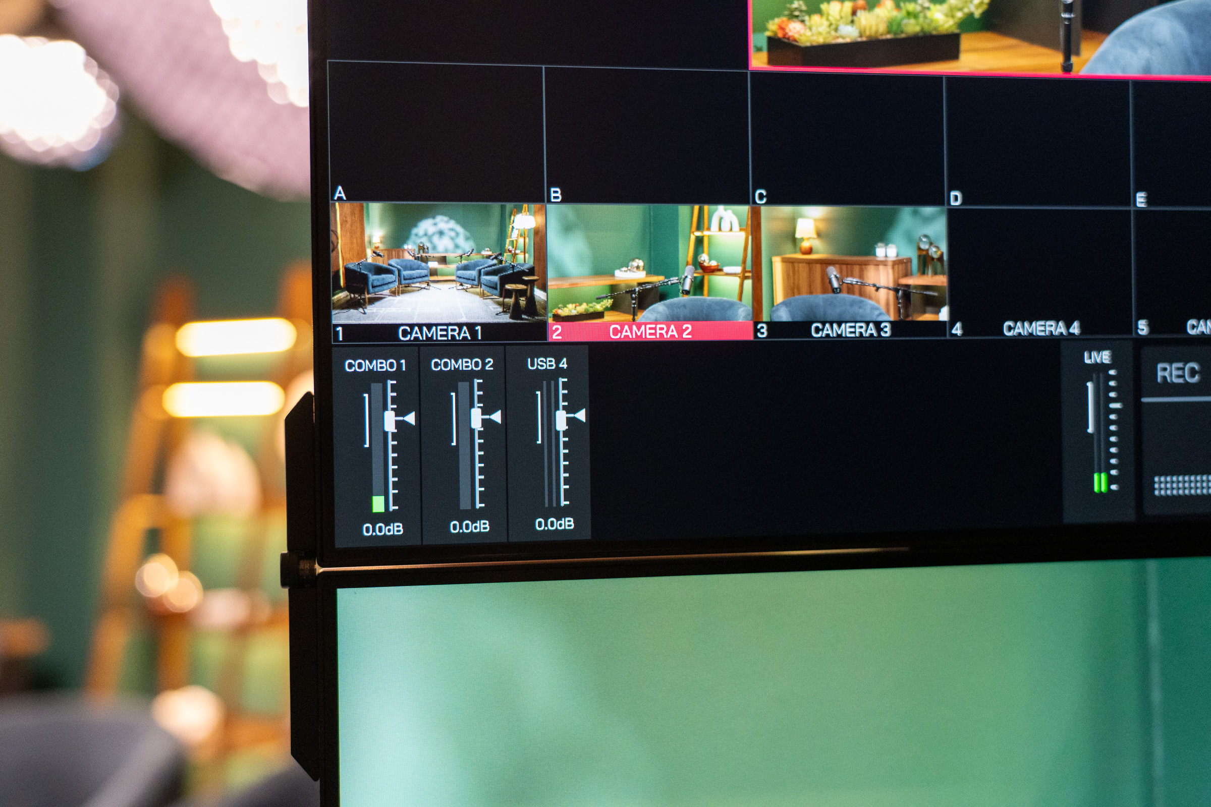 vizzcast-nyc-podcast-studio-eucalypt-11